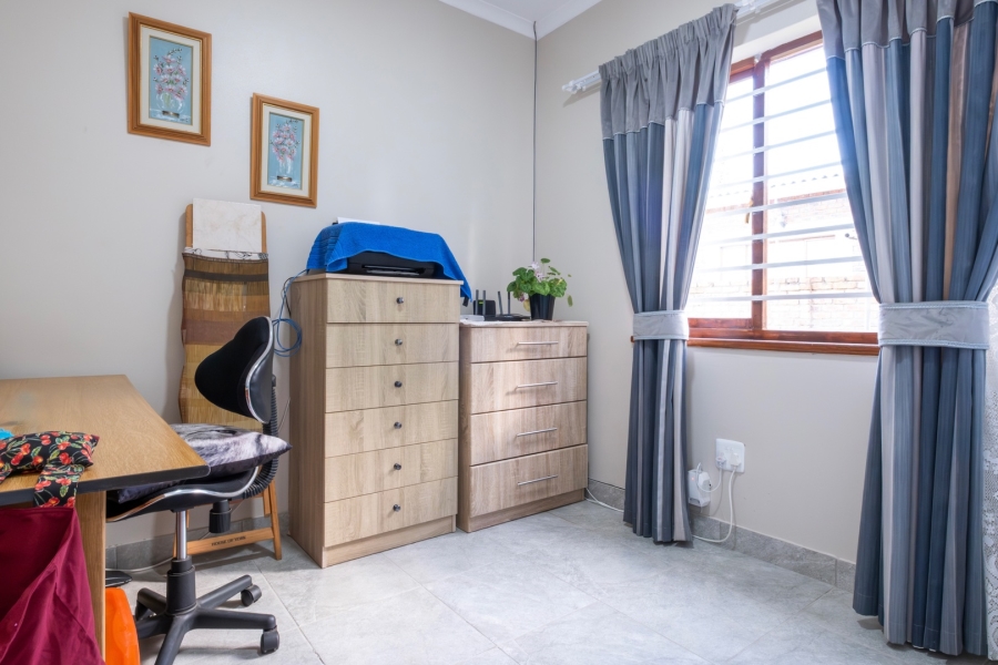 3 Bedroom Property for Sale in Heatherlands Western Cape